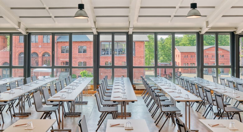 Over 30 individual meeting rooms near Berlin at a lake<br>Tailor-made solutions for successful meetings